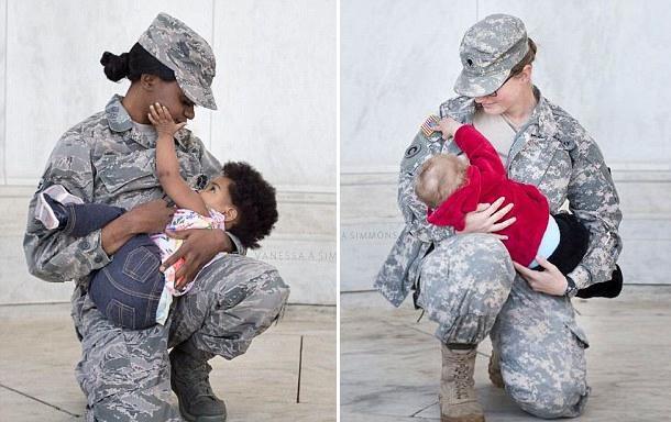 女军人拍公开哺乳照