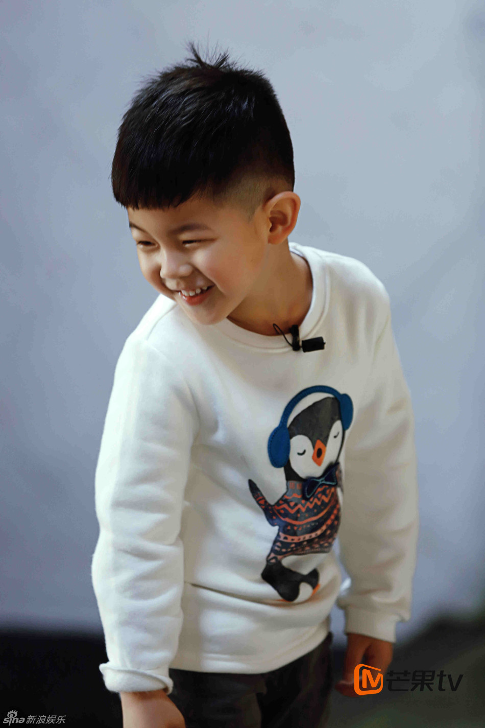 小亮仔卷发look潮过老爸