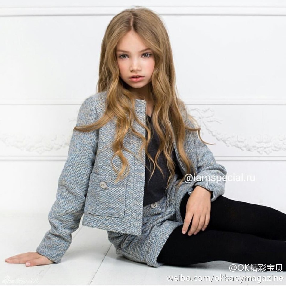 俄罗斯小模特拥有逆天大长腿