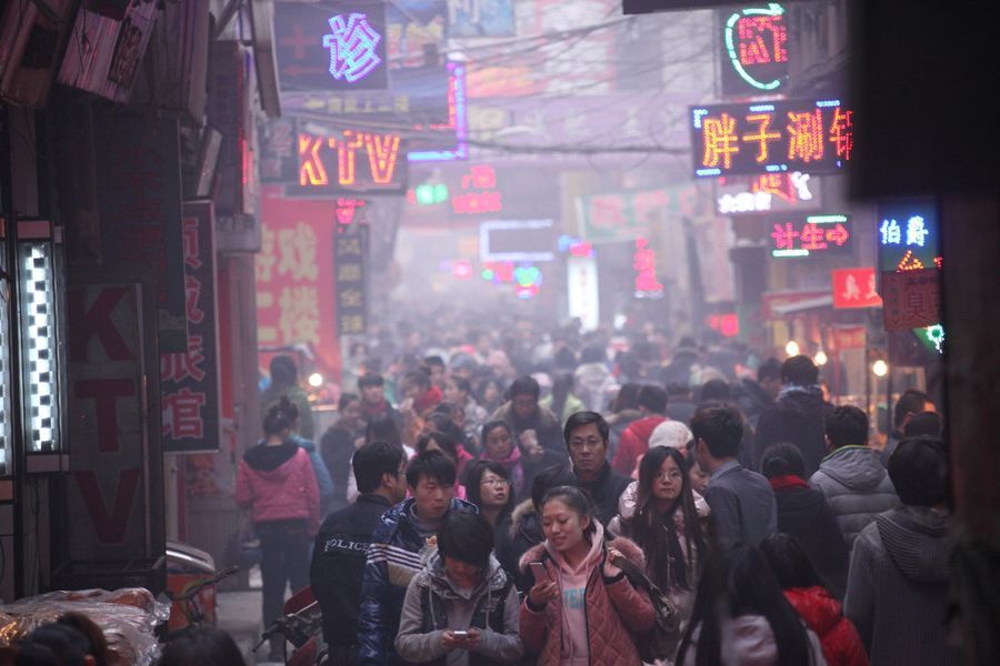 纪实组图:探访艺考村赶考人