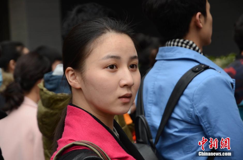 组图:北影艺考正在进行时 324名考生竞争50名额_高清图集_新浪网