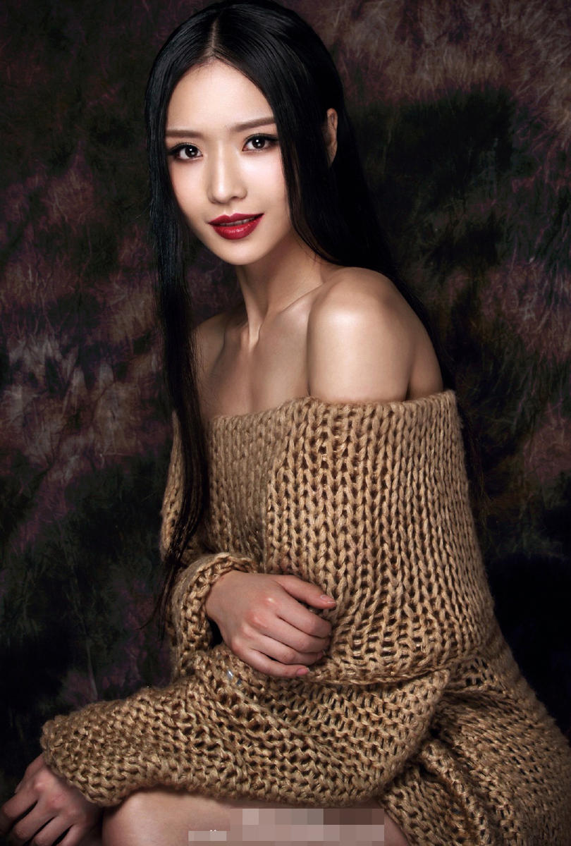 组图:北影校花付乐莹冷艳绝伦 被赞性感女神