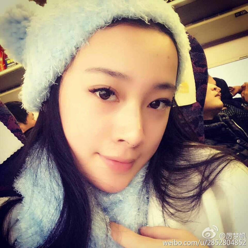 厉梦帆在高一的时候,就在2012年世界旅游小姐中国赛区比赛中,收获冠军