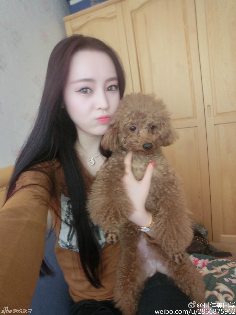 20岁北体校花完美身材撩人心扉