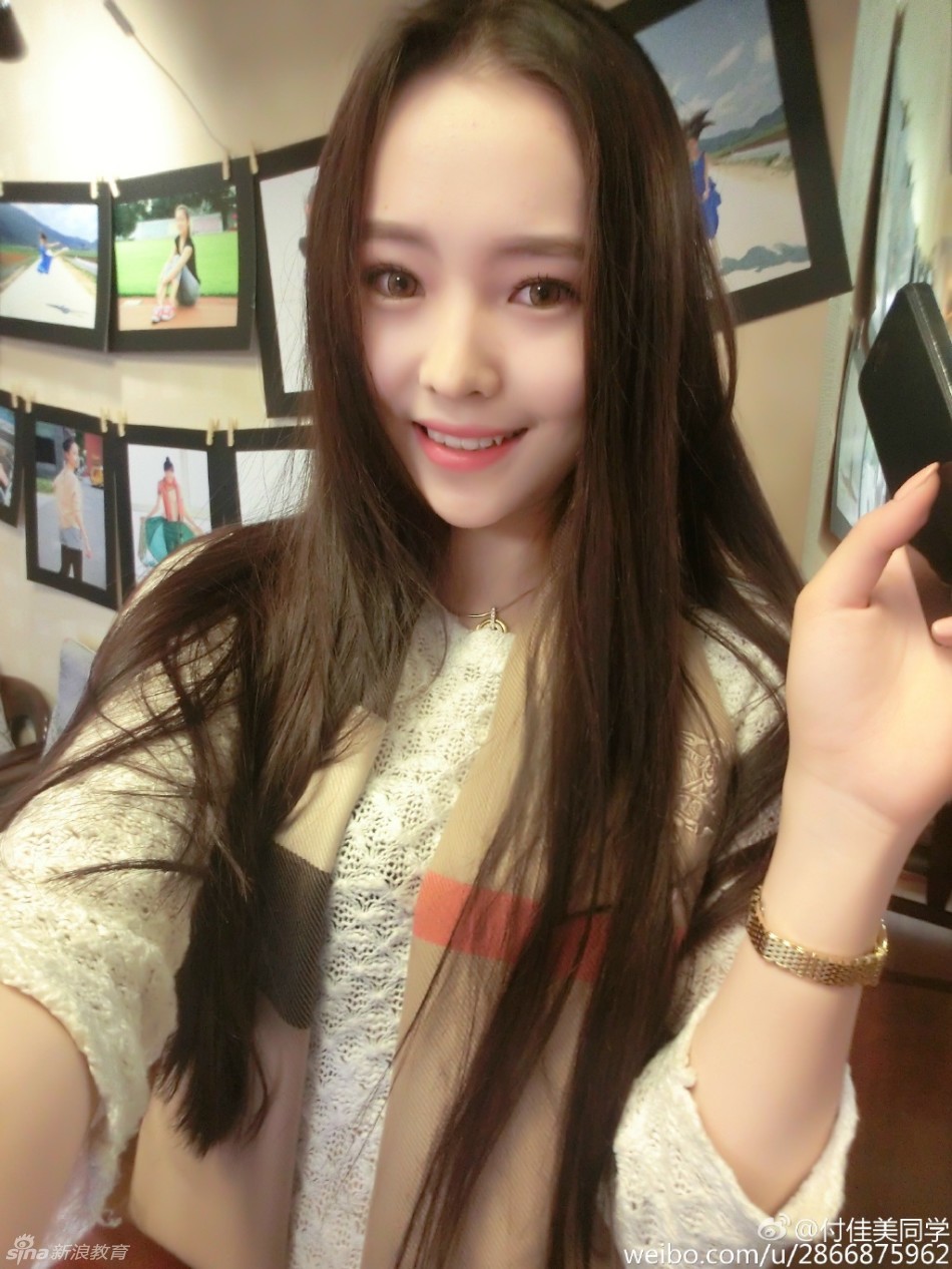 组图:20岁北体校花完美身材撩人心扉