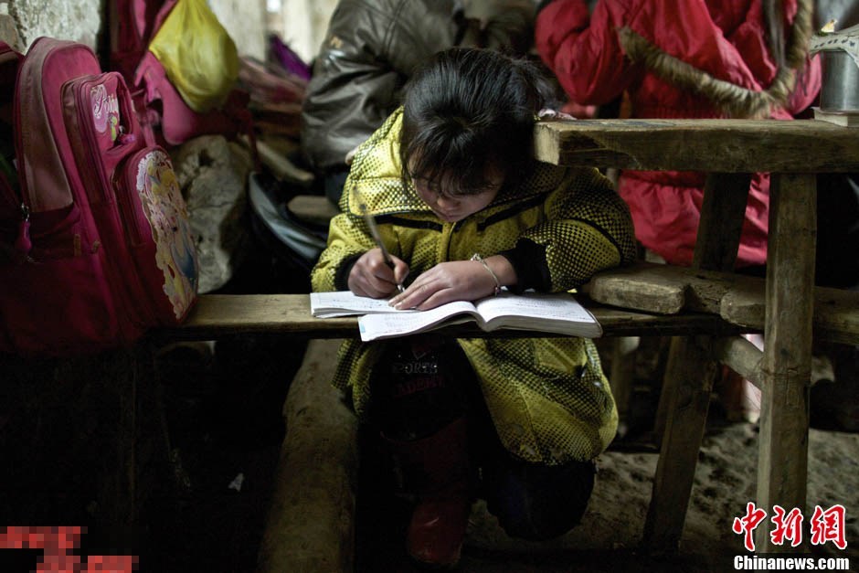 超千万留守儿童常年见不到爸妈