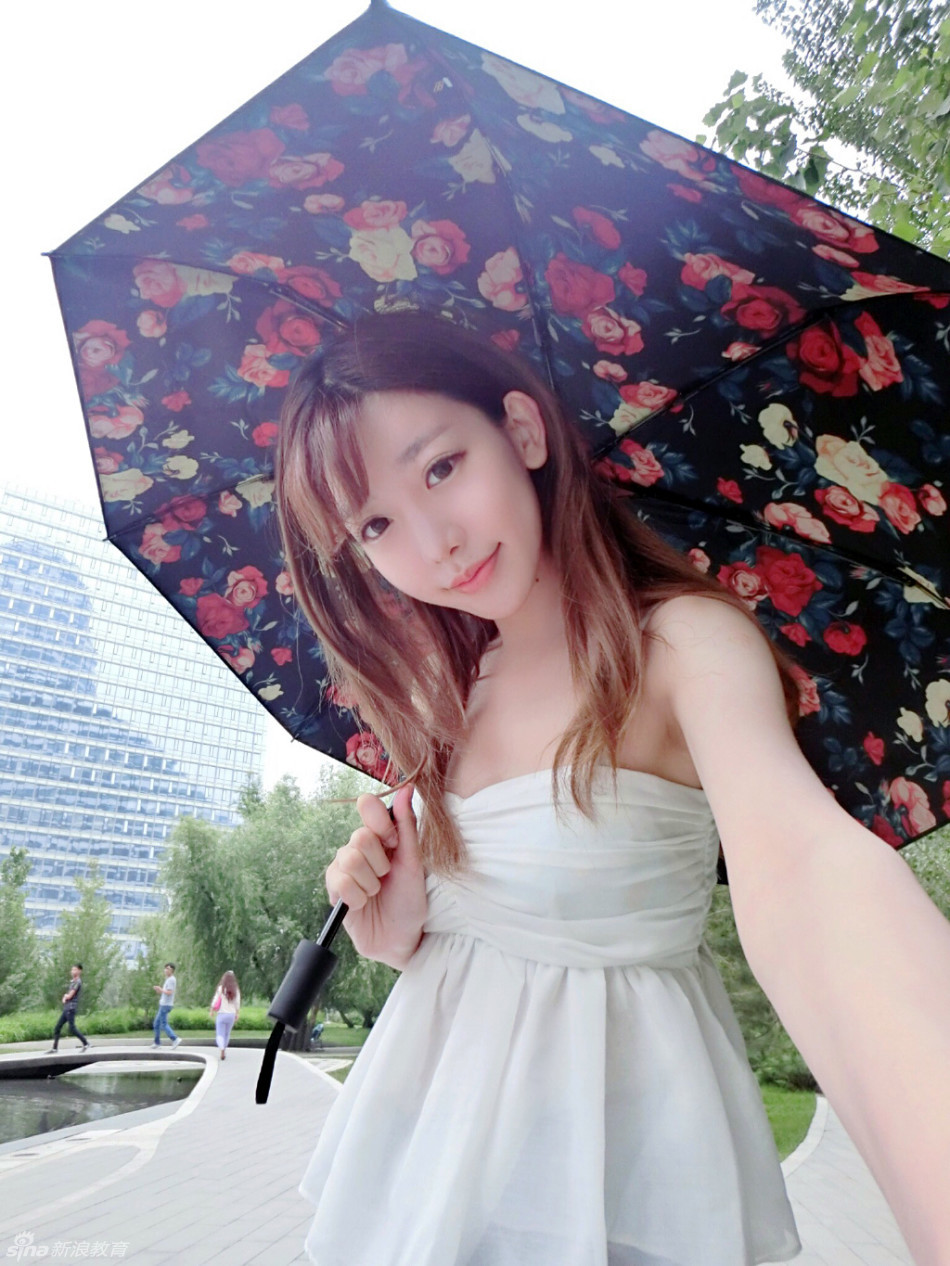 北工大校花撞脸林志玲 长腿晋级宅男女神