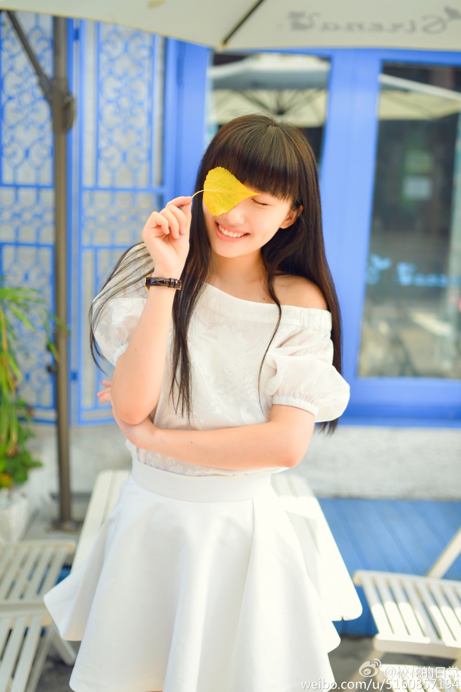 组图:人大校花康逸琨晒新发型 自诩永远18岁