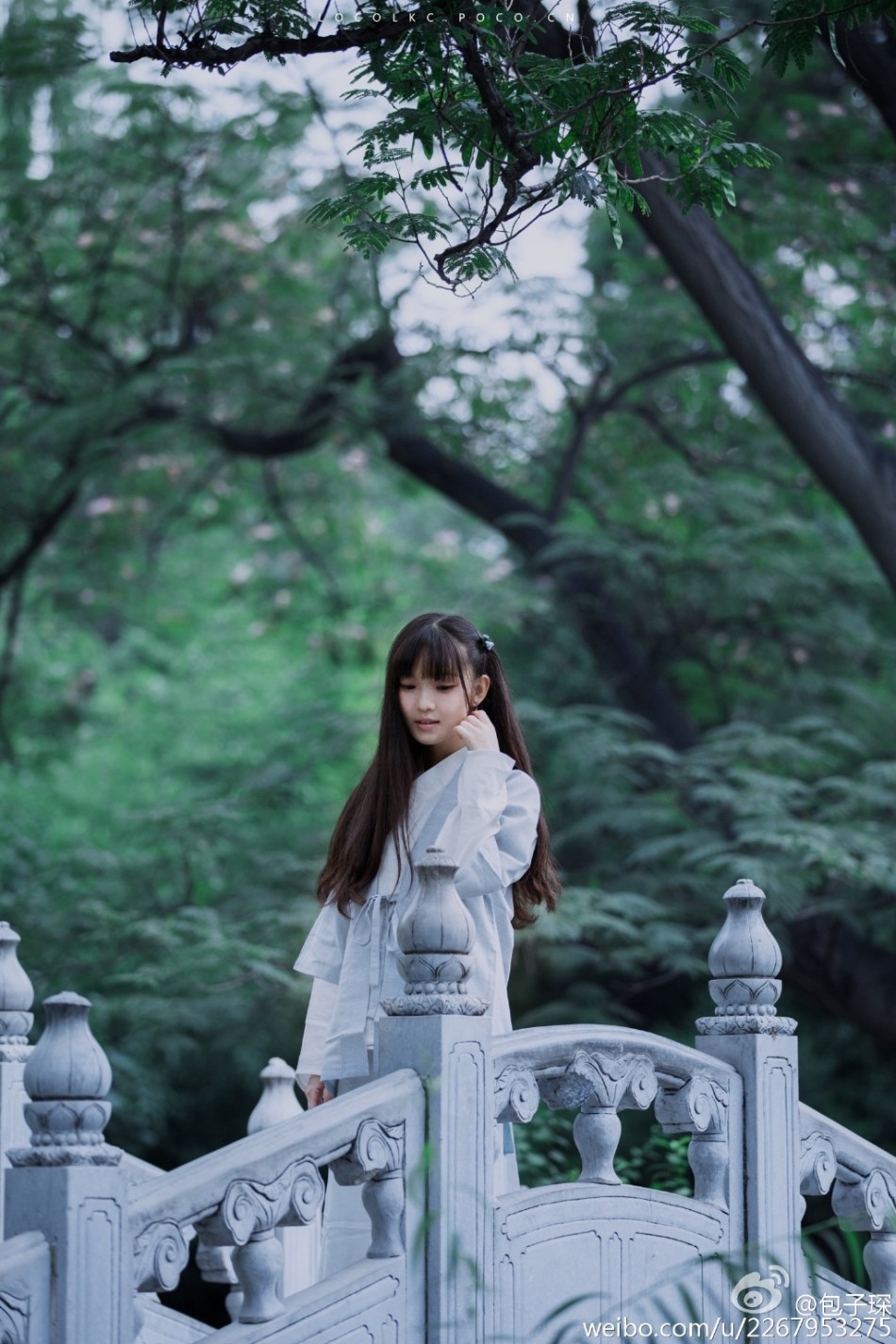 组图:北大校花唯美写真 美若天仙似画中人