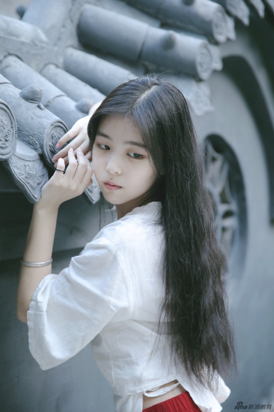 1 / 36 来自上海艺术合子美术培训学校的刘奕含,拿下了伦敦中央圣马丁