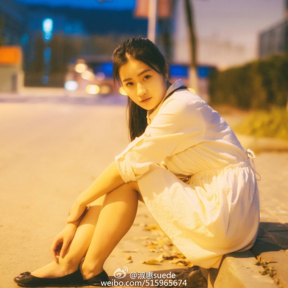 校花唯美写真仙气十足 气质迷人恬静美好