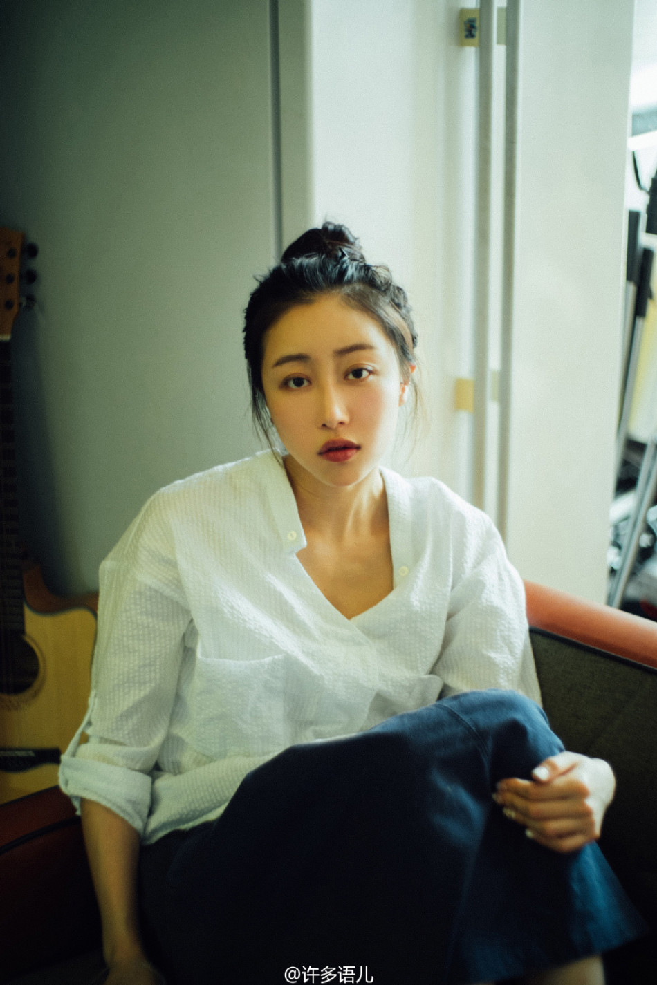 "的大连工业大学艺术与信息工程学院教师@许多语儿在微博分享健身教程