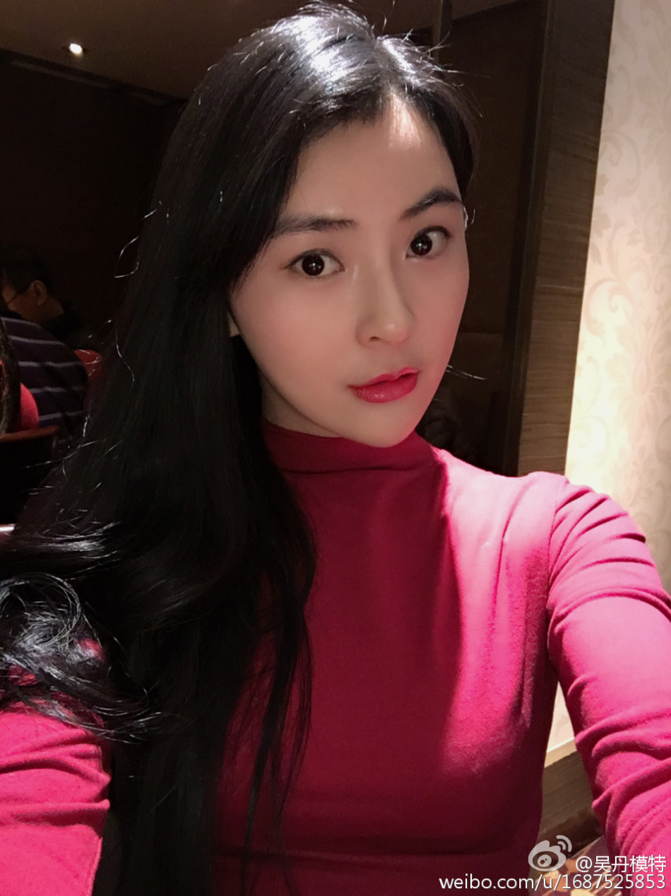 组图:交大校花雪地写真 被称"零下尤物"