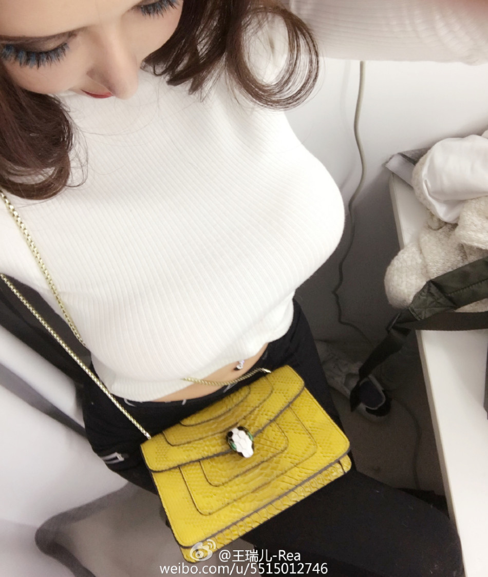 中戏校花变身女主播 海量写真惊艳众人