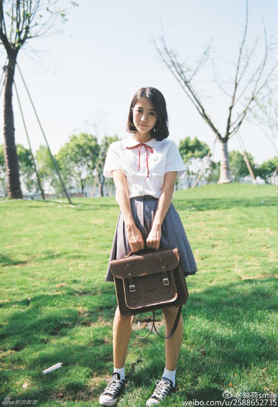 映荷_来自浙江传媒学院2012级.(责任编辑:王淳)