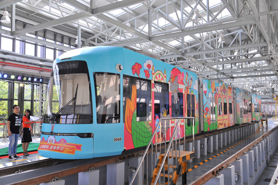 喜羊羊广粤文化有轨电车专列正式首发(图)