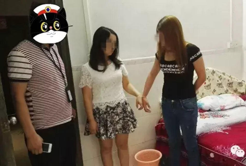 河源"站街女"被抓 手绑手站一排
