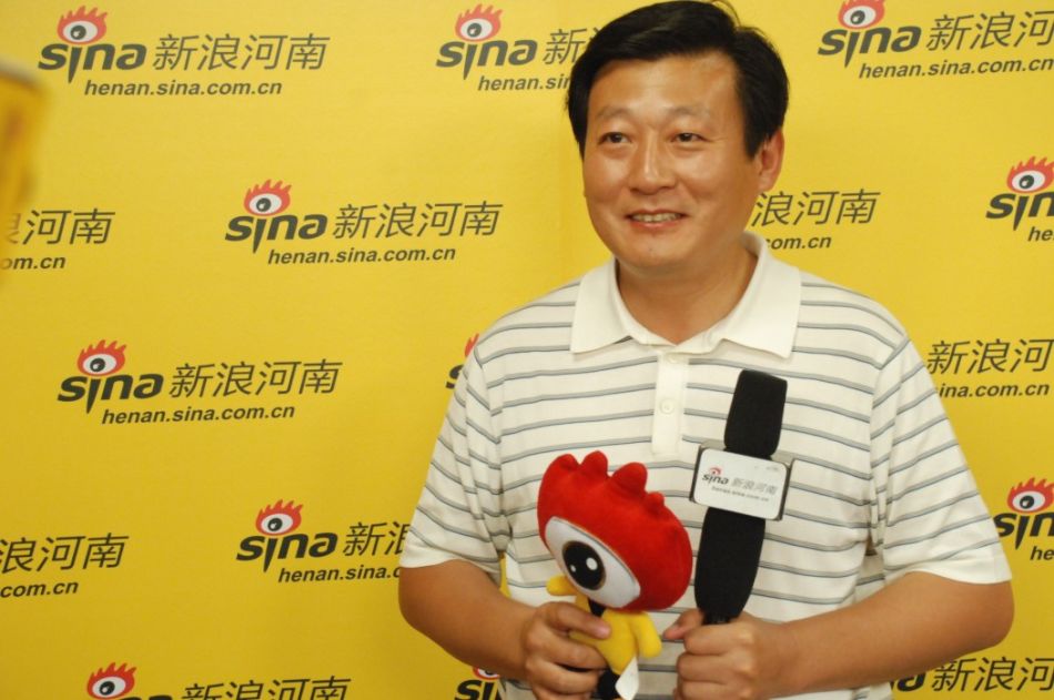 原阳县长李巨峰做客新浪河南谈县域招商