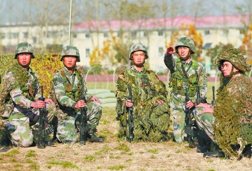 第九批赴苏丹维和部队出征 洛阳某部队训练掠影