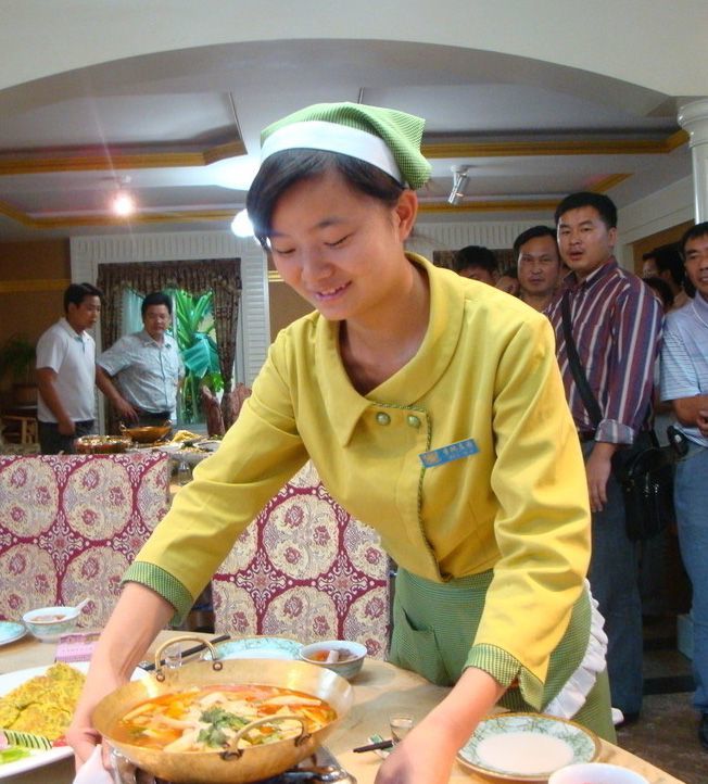 酒店服务员的一天