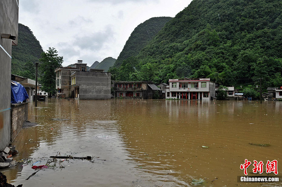 贵州连日遭受暴雨洪涝灾害_高清图集_新浪网