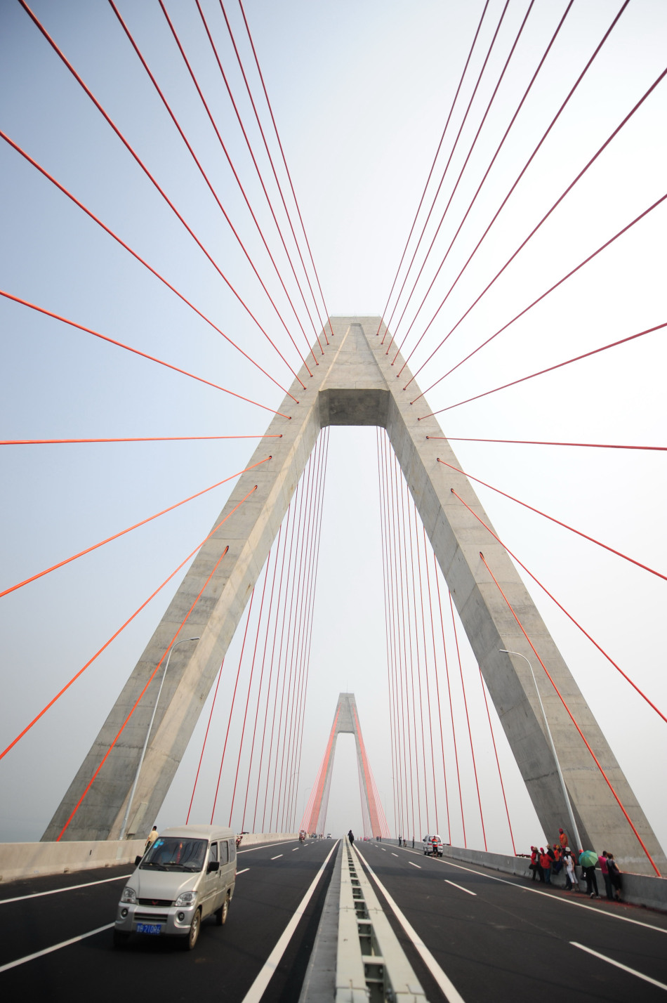 山东丁字湾跨海大桥通车可免费通行