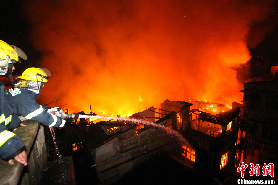 1 / 6 9月20日凌晨2时22分,福建省福州市台江区太平里152号民房突发