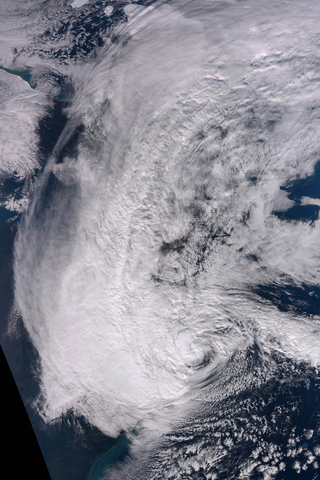 2012年10月29日,飓风"桑迪"接近人口稠密的美国东海岸.