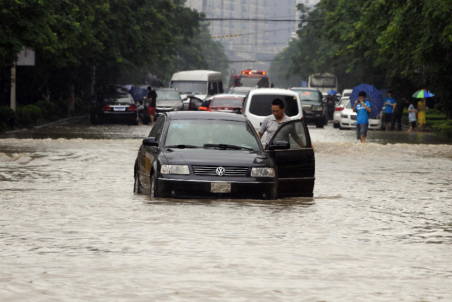 武汉遭遇"出梅"前最强暴雨