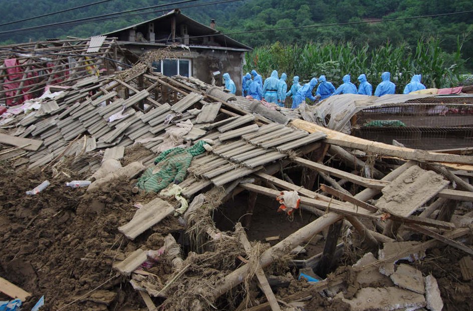 洪水重灾区辽宁清原救援抢修_高清图集_新浪网