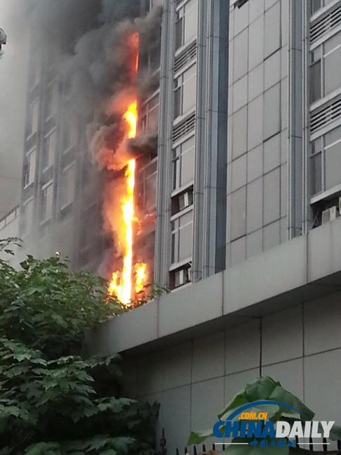 北京武警交通指挥部大楼空调爆炸引发火灾