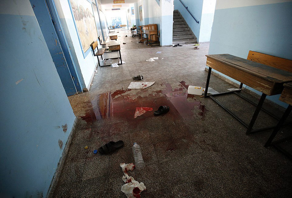 以色列袭击加沙联合国学校致15人死亡