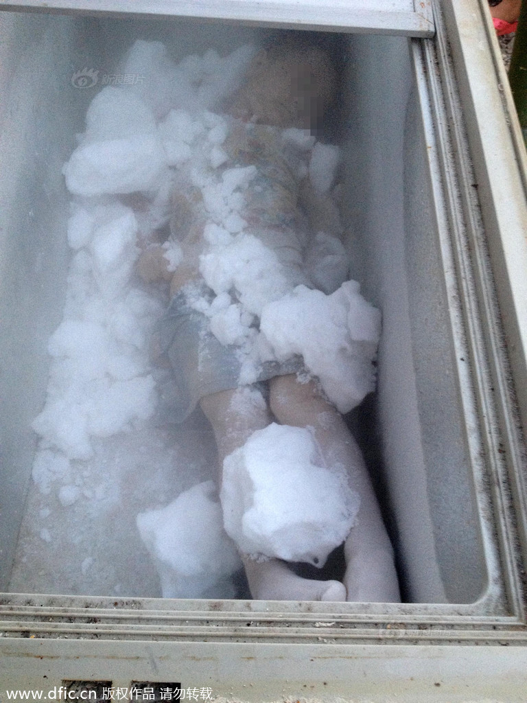 两儿子双双溺亡 小夫妻把遗体放冰箱冷藏