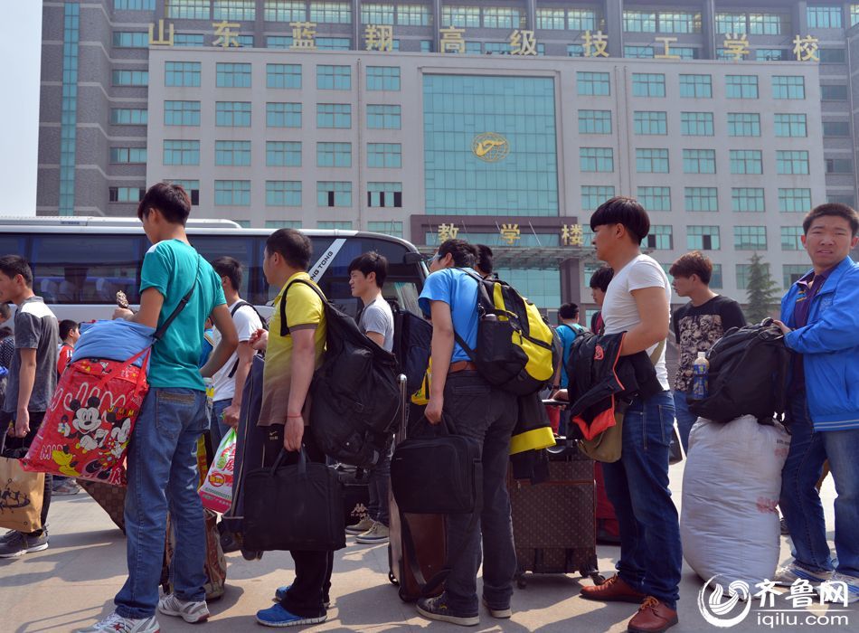 30年前,山东蓝翔高级技工学校的雏形——济南57中校办技校,诞生在济南