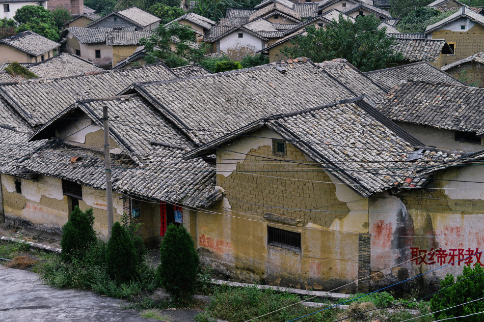 探访玉林高山村独居老人_高清图集_新浪网