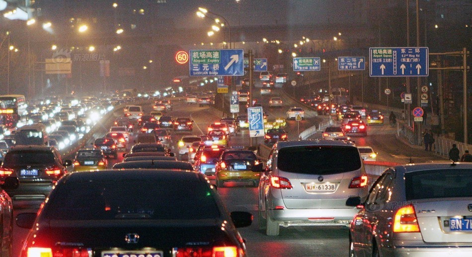 北京堵车夜景图片