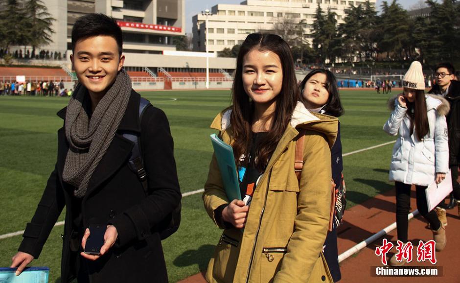 艺考报名考生惹人眼球