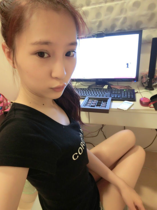 游戏女主播洗澡被全程直播 大量照片曝光