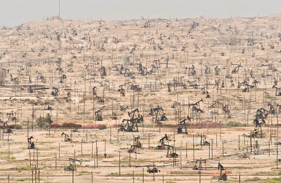 美国加州克恩河油田已经枯竭.