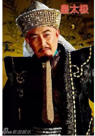 近日,一组唐国强古装剧集锦照在微博走红,照片中唐国强演绎了20多个