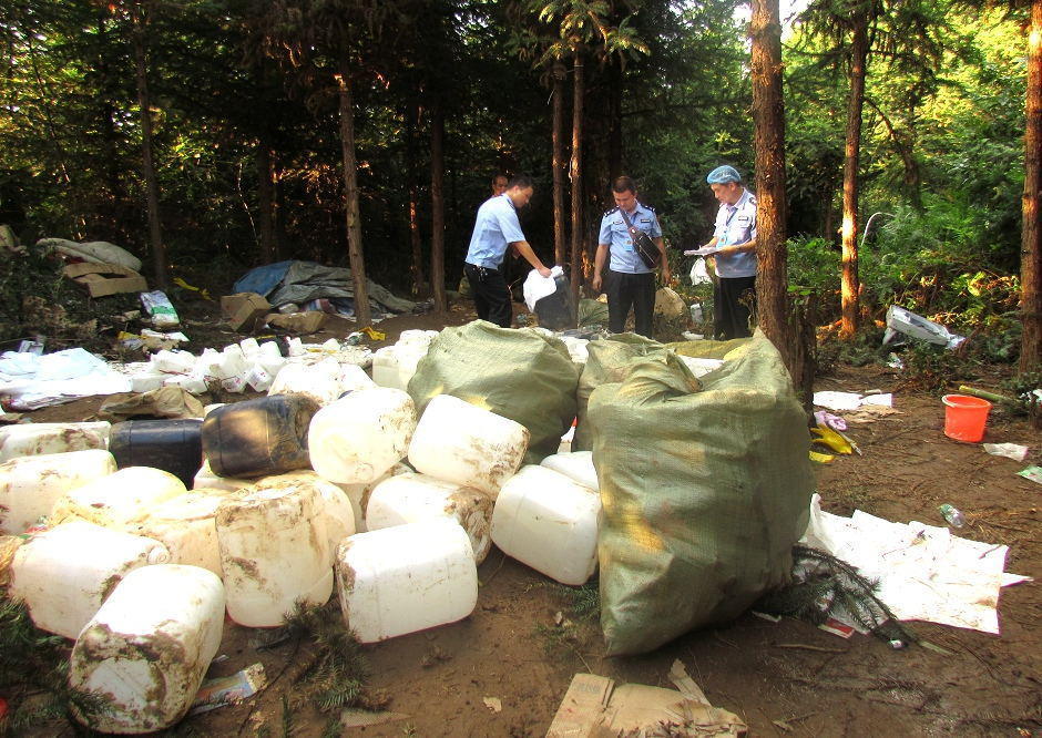 湖南衡阳捣毁特大制毒团伙 缴获800斤毒品