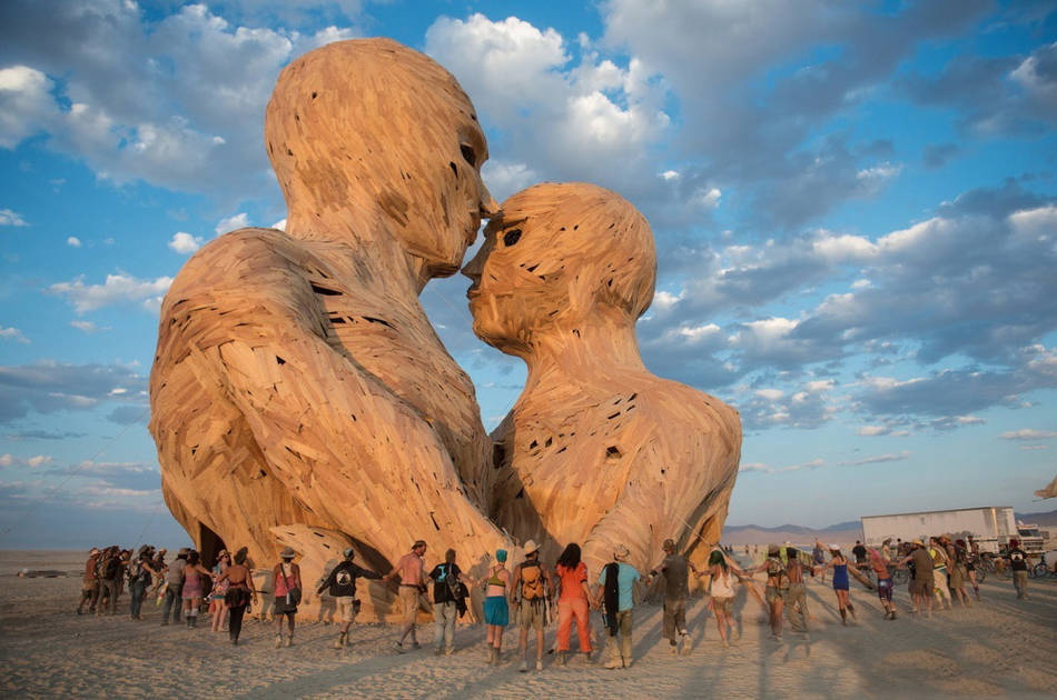 火人节告诉你真正的美国精神