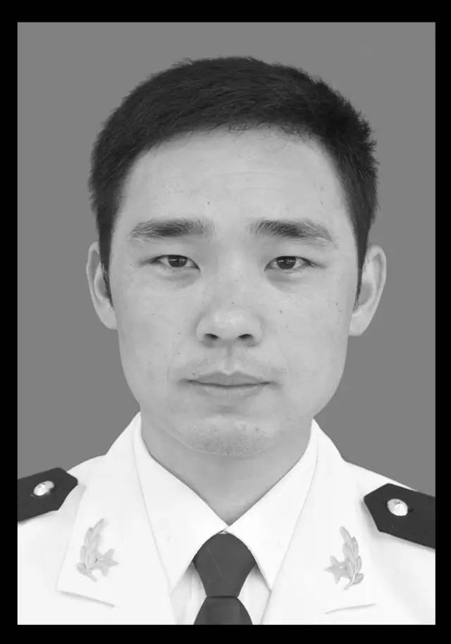 舍身救人捐出器官的海军英雄梅雄