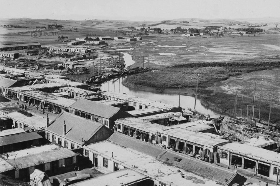 1927年10月,南满金福铁道开通,始发站是满铁线的金州站,终点是城子疃.