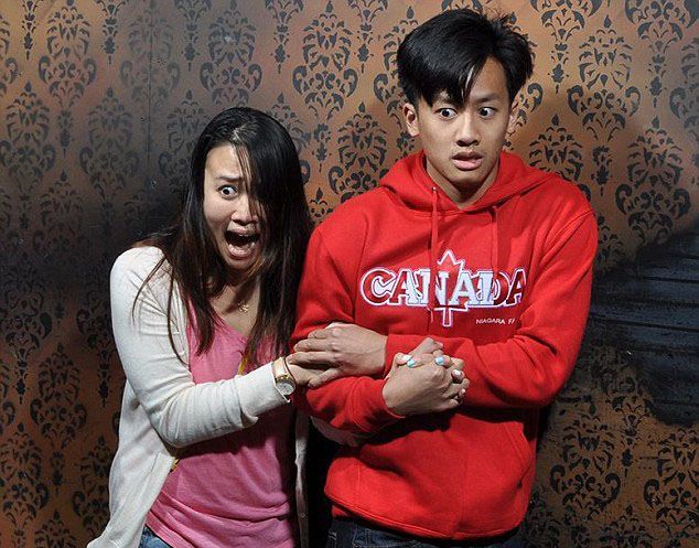 "噩梦工厂"恐怖屋 专捕捉游客惊恐表情