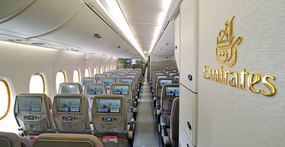 全新a380比该公司之前最大的客机还要多出130个座位.(来源:中华网)