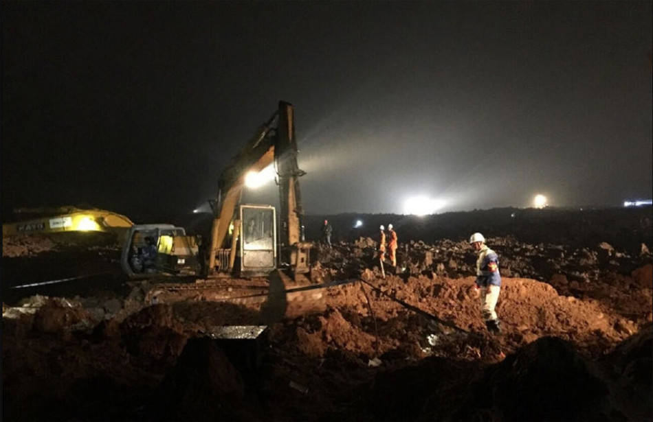 深圳滑坡救援彻夜进行