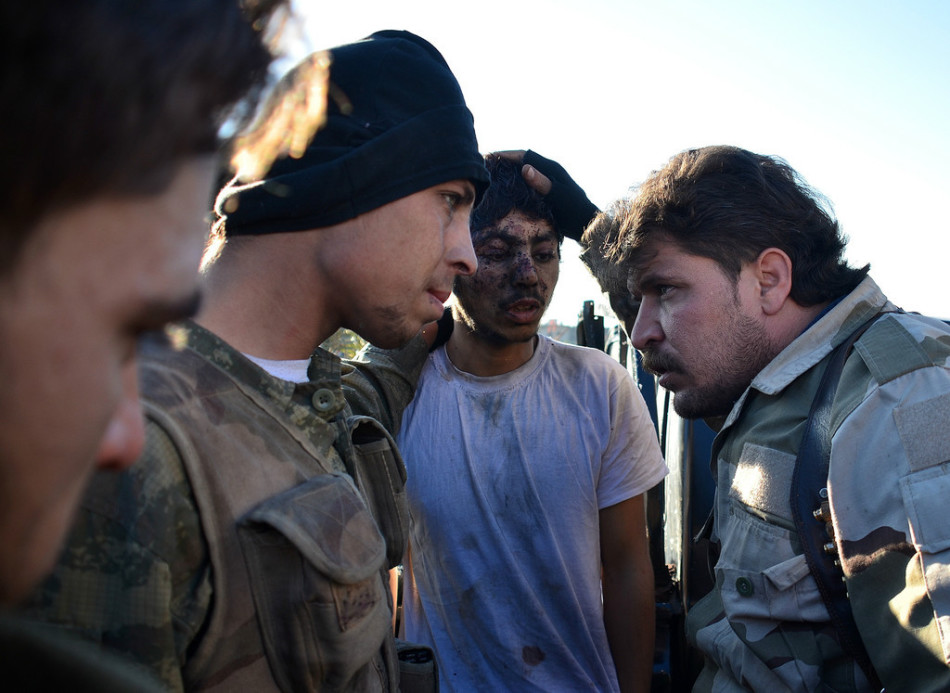 猜你喜欢 5 / 5 当地时间2015年12月22日,叙利亚阿勒颇,叙利亚反对派