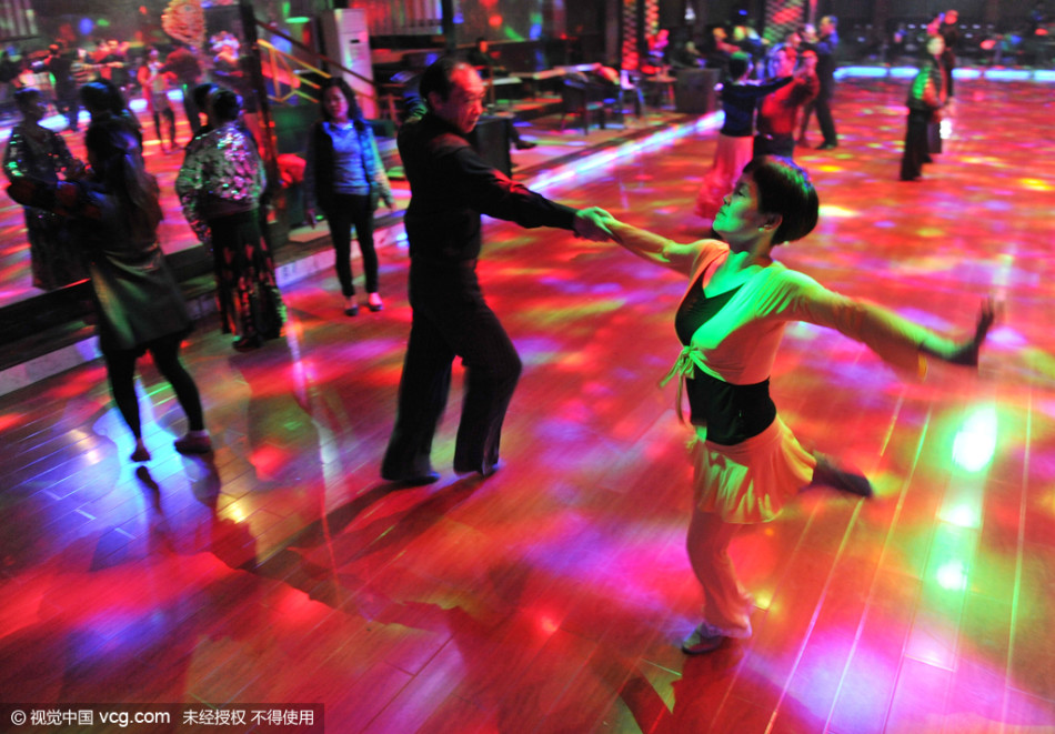 江西南昌:探访最后的大众舞厅