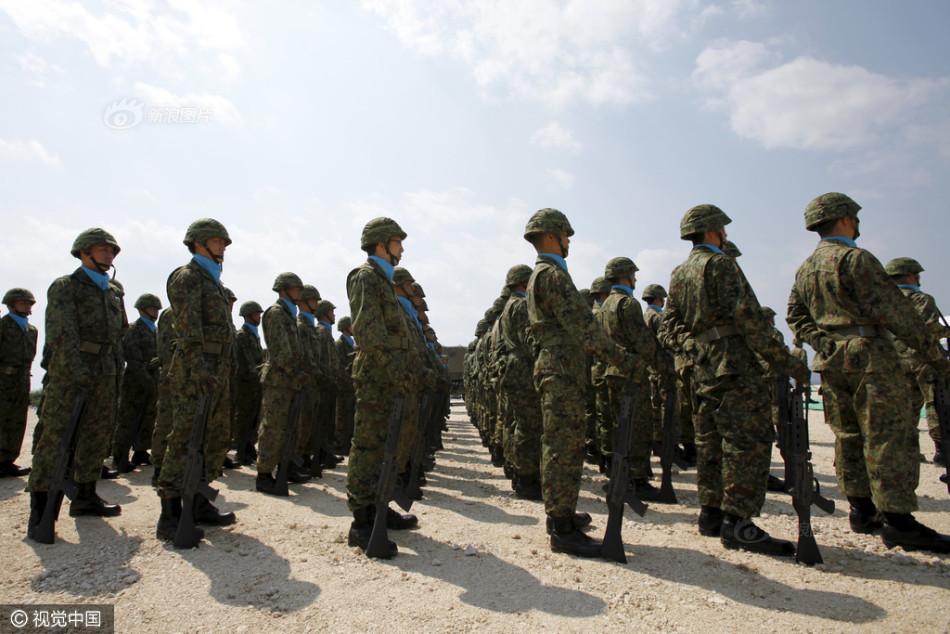 日自卫队进驻与那国岛 距钓鱼岛仅150公里_高清图集_新浪网